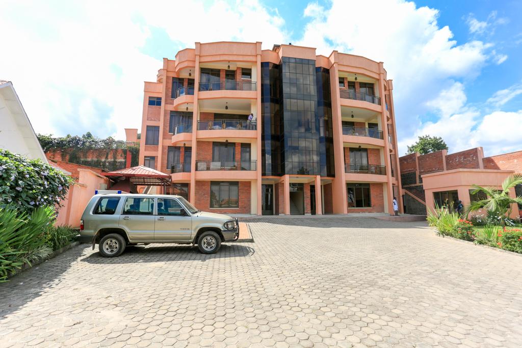 Faraja Hotel|Neza SAFARIS