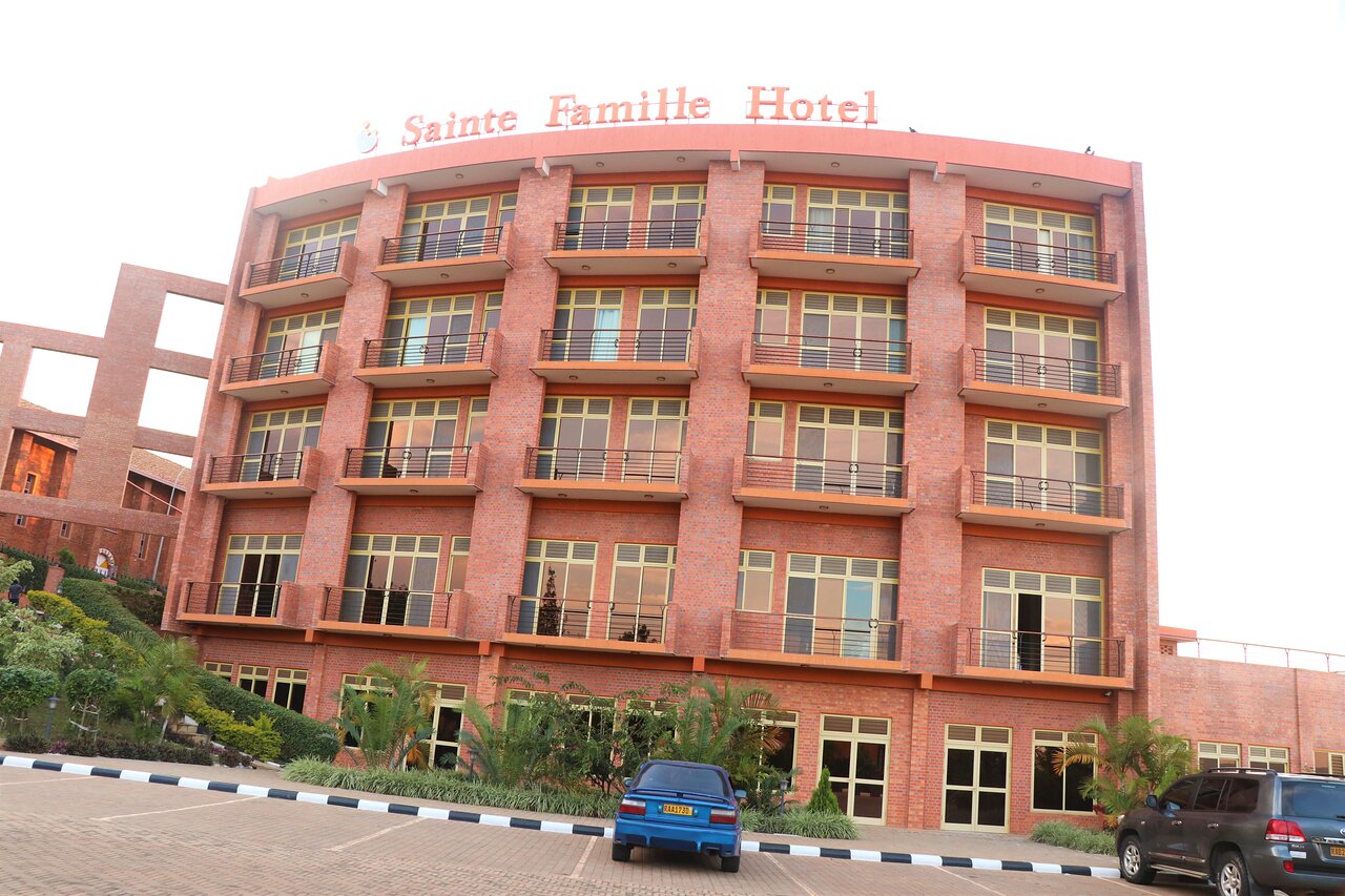 Sainte Famille Hotel | Neza SAFARIS